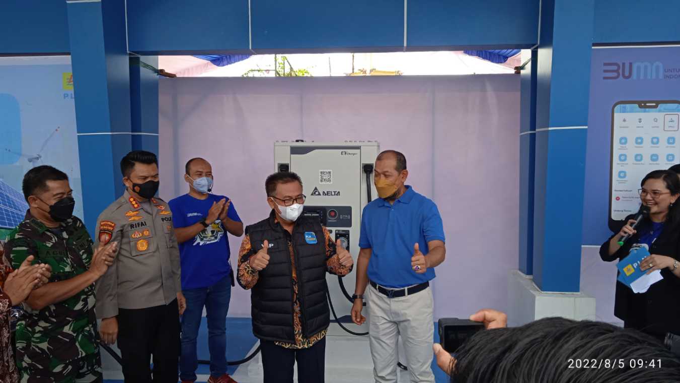 PLN Launching SPKLU Pertama Di Kalteng