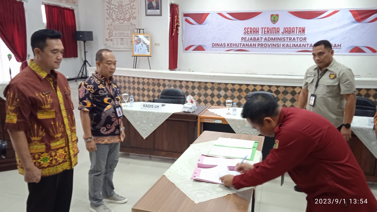 Dishut Kalteng Sertijabkan Pejabat Administrator Tahun 2023