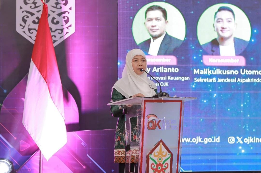 Asisten Ekbang Sri Widanarni Buka Kuliah Umum Literasi Keuangan di UPR