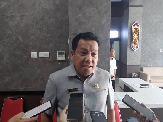 DPRD Dukung Gubernur Kalteng Tindak Tegas Perusahaan Perusak Jalan