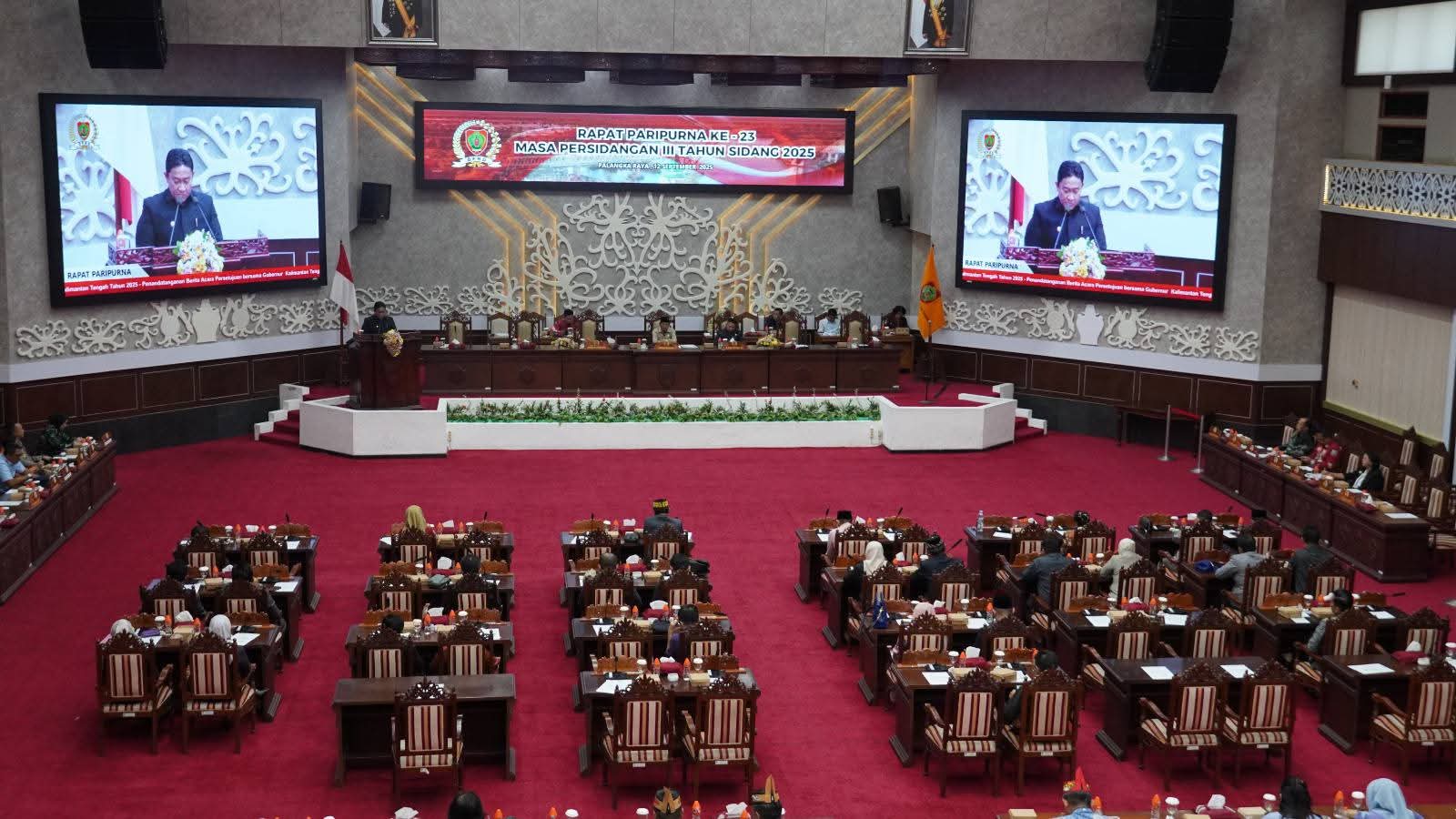 DPRD Kalteng Sahkan Perubahan APBD 2025, Wagub Ingatkan Efisiensi Anggaran