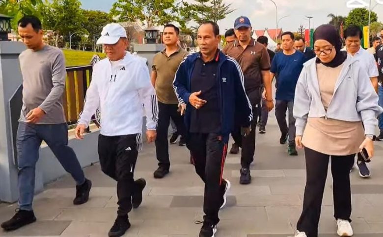 Jogging Sore Jadi Simbol Kekompakan DPRD dan Pemprov Kalteng