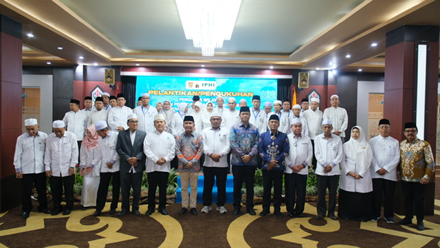 Gubernur Agustiar Sabran Hadiri Pelantikan IPHI Kalteng