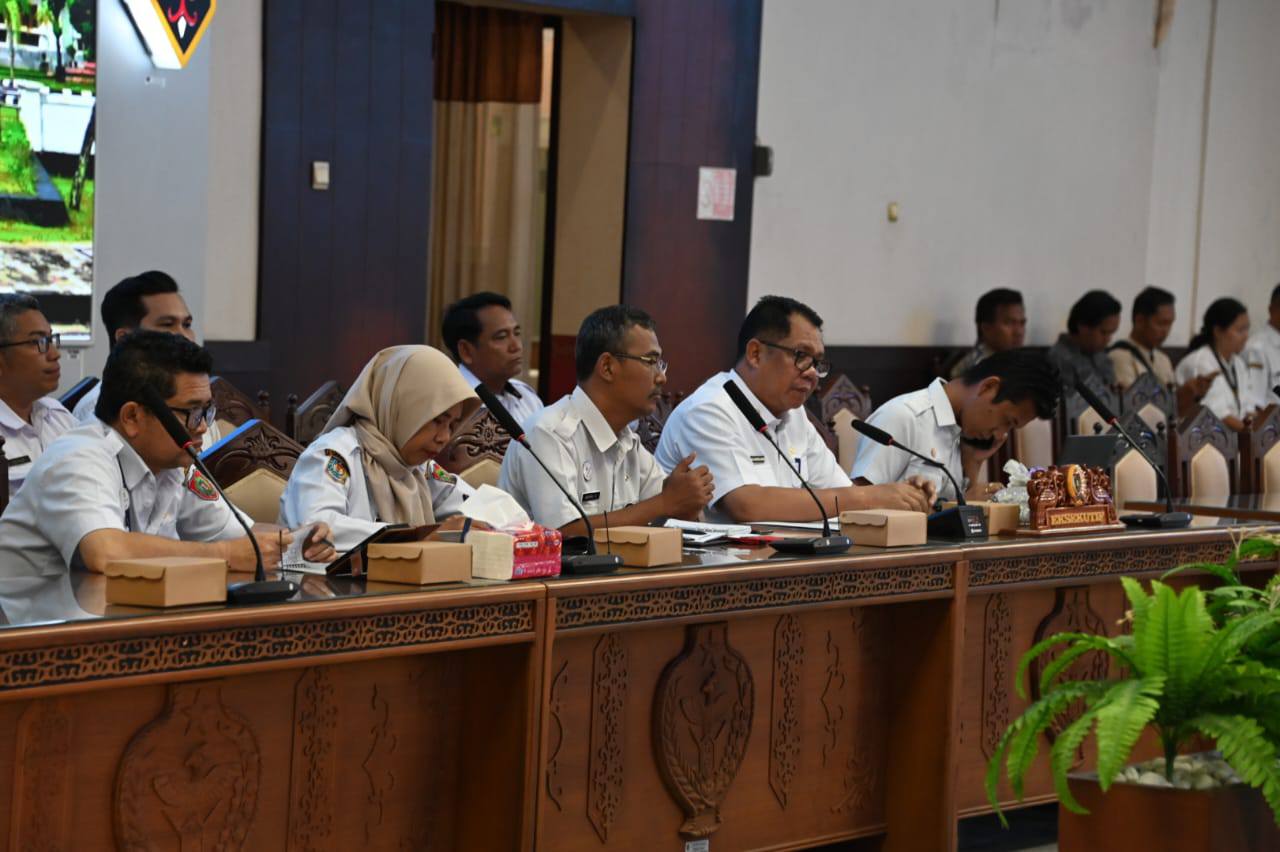 Raker Gabungan DPRD–Pemprov Kalteng Sepakati Pembentukan Dua Pansus Tiga Raperda Strategis
