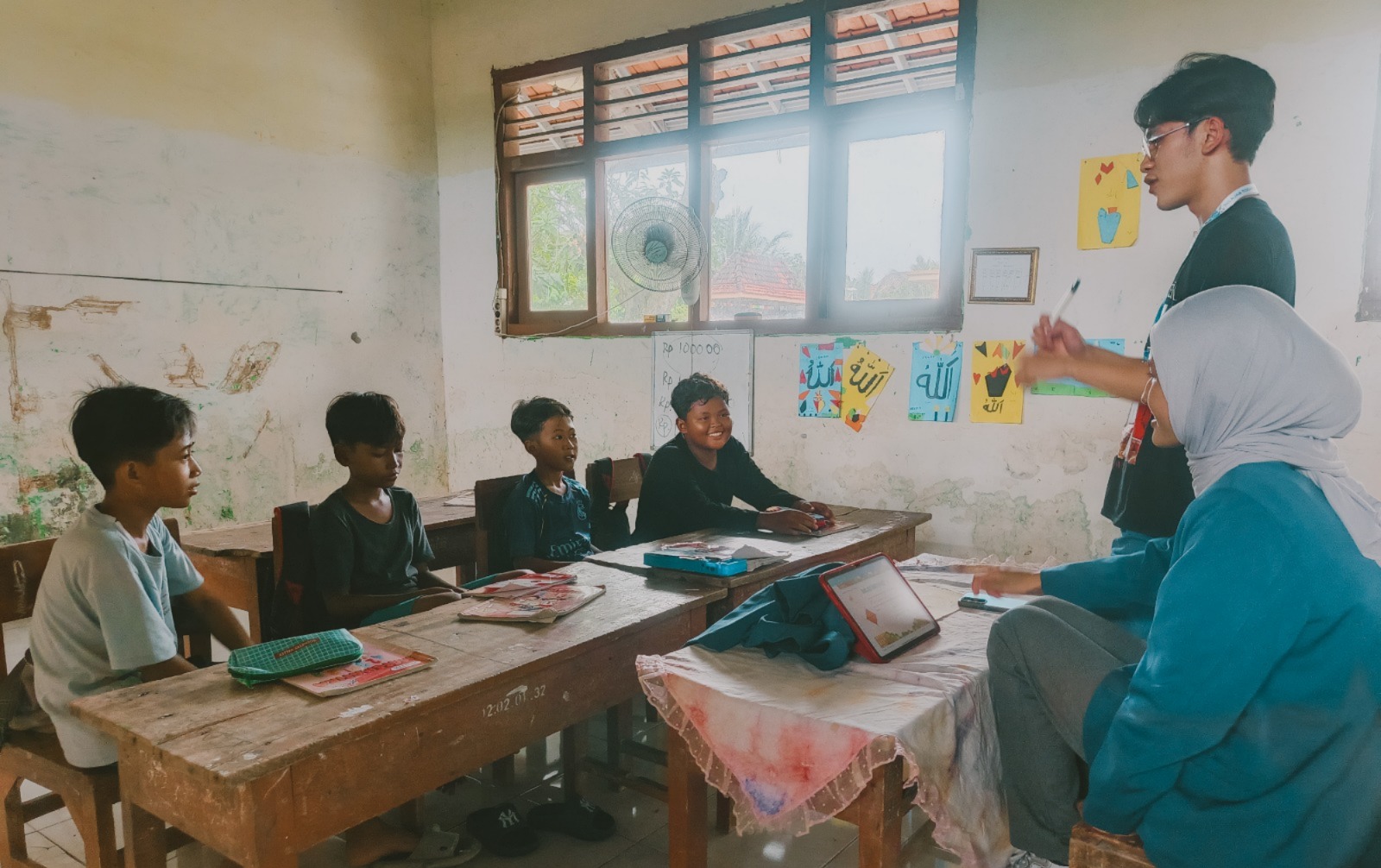 Bimbel BBK 7 Unair Perkuat Literasi dan Numerasi Siswa Bakalrejo