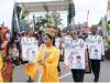 Dinas Sosial Ramaikan Karnaval FBIM 2026, Kartu Huma Betang Sejahtera Tampil di Tengah Parade Budaya