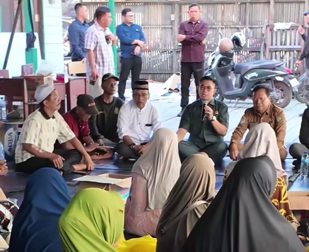 Junaidi Tinjau Korban Kebakaran di Gang Sari 45, Tegaskan Kehadiran Pemerintah untuk Warga