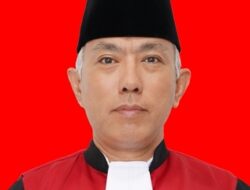 Berani Korupsi, Harus Berani Miskin