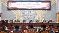 Gubernur Agustiar Hadiri Rapur Pidato Kenegaraan HUT Ke-81 RI
